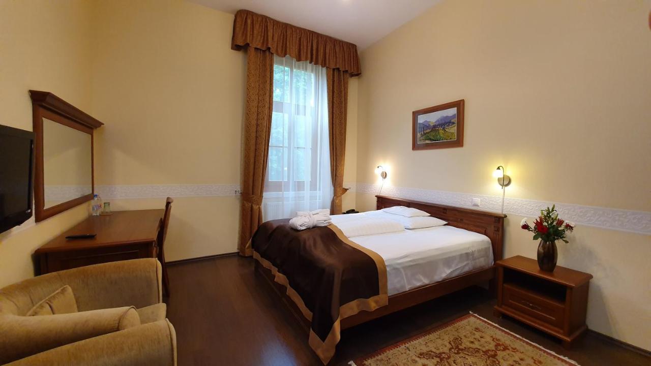 Fonix Wellness Resort Csitár Buitenkant foto