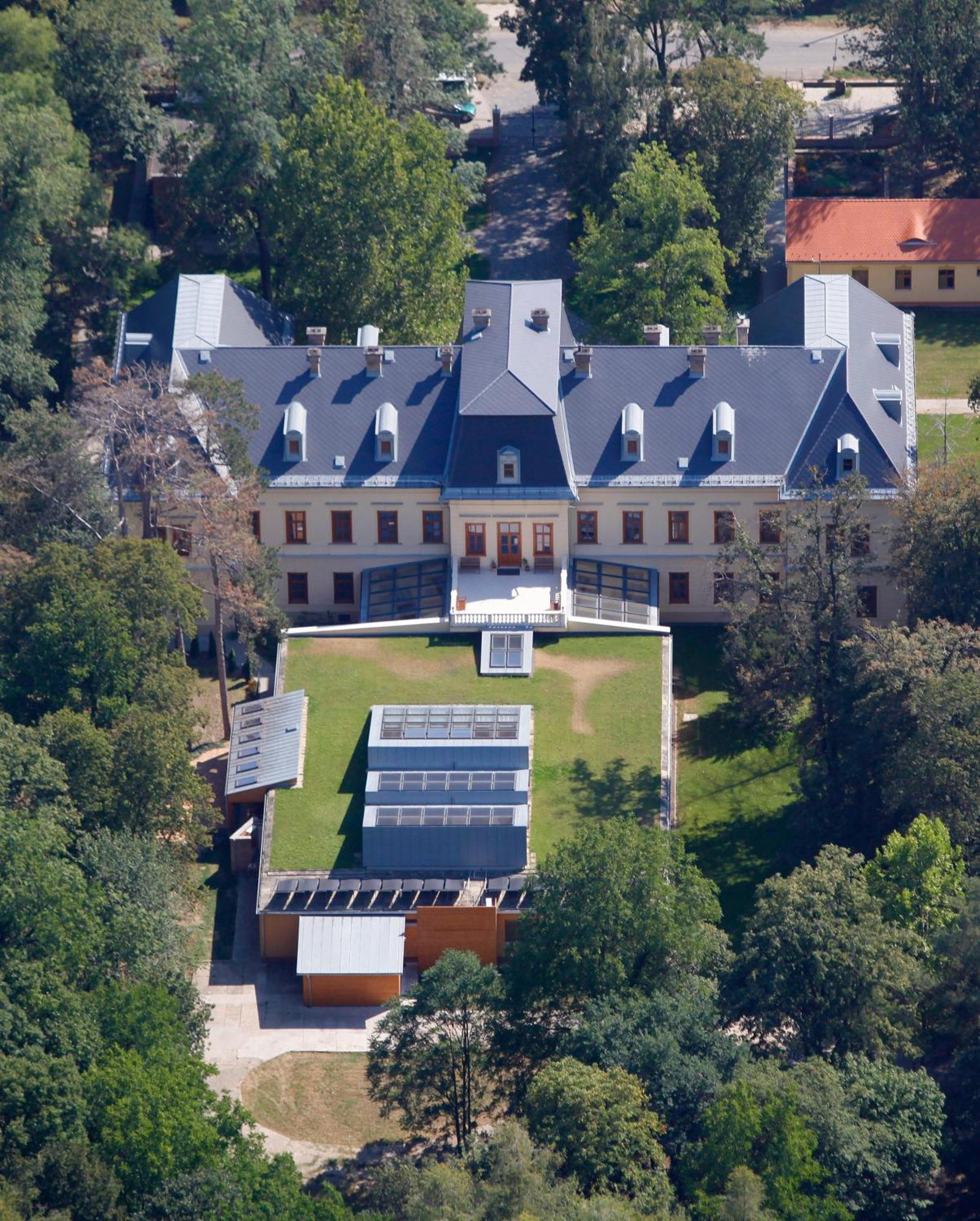 Fonix Wellness Resort Csitár Buitenkant foto
