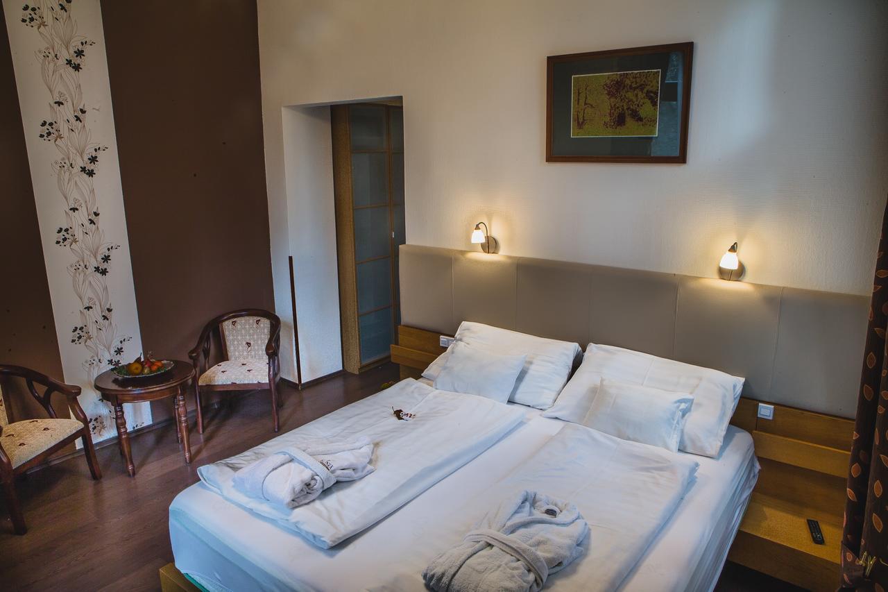 Fonix Wellness Resort Csitár Buitenkant foto