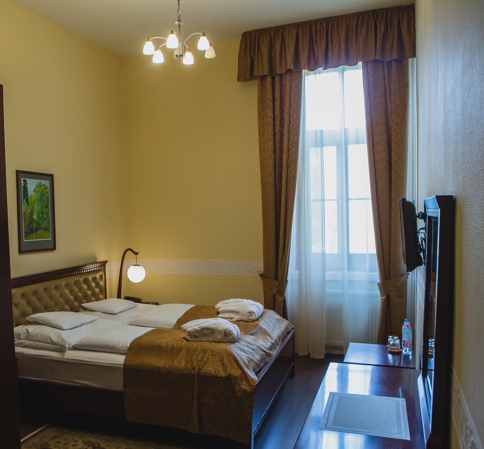 Fonix Wellness Resort Csitár Buitenkant foto