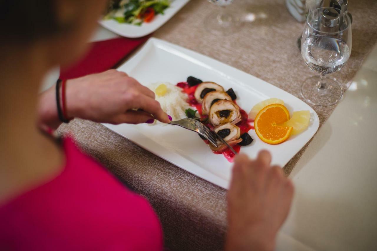 Fonix Wellness Resort Csitár Buitenkant foto