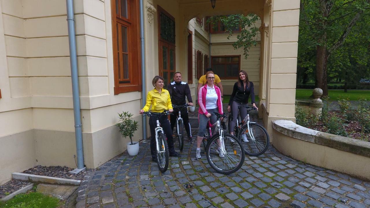 Fonix Wellness Resort Csitár Buitenkant foto